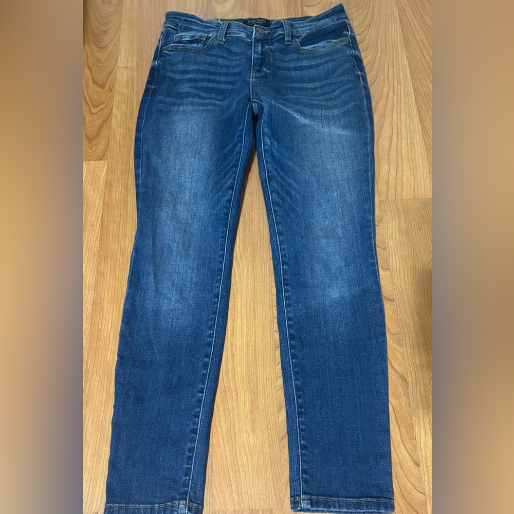 Judy Blue Women’s Mid Rise Skinny Fit Jeans Sz 9/29 Stretch Medium Wash